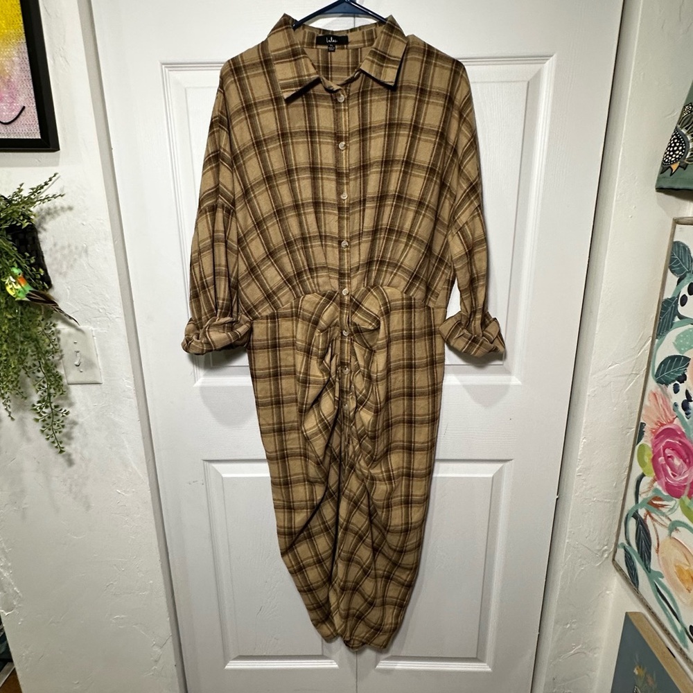 Lulus Seasonal Spirit Plaid Ruched Midi Dress Size XL Taupe Brown - Picture 2 of 11